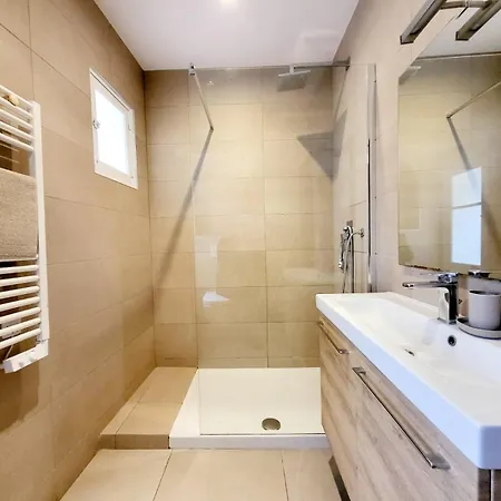 Apartman Le Sade 1er Et Le Sade 2nd - 2 Au Coeur D'antibes *